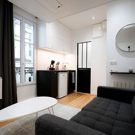 Petit Studio Tres Charmant Paris Exterior photo